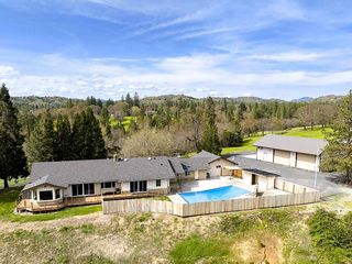 3320 Upper River Road, Grants Pass, OR 97526