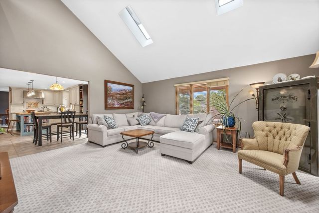234 Grant Avenue, Frankfort, IL 60423