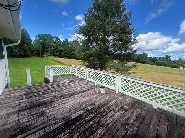 28 Honaker Road, Blairsville, GA 30512