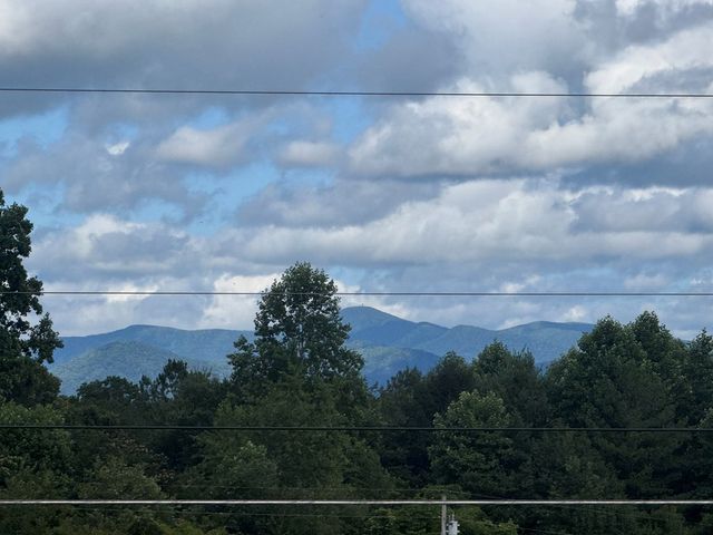 28 Honaker Road, Blairsville, GA 30512