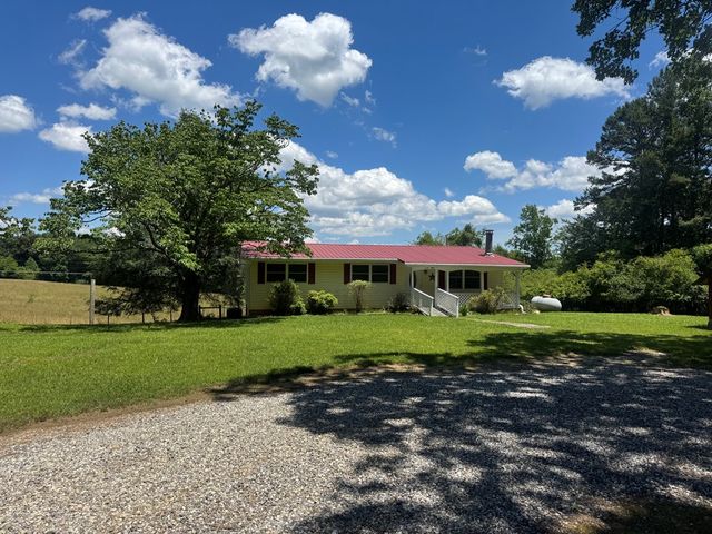 28 Honaker Road, Blairsville, GA 30512