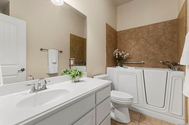 128 Comal Oak, Bulverde, TX 78163