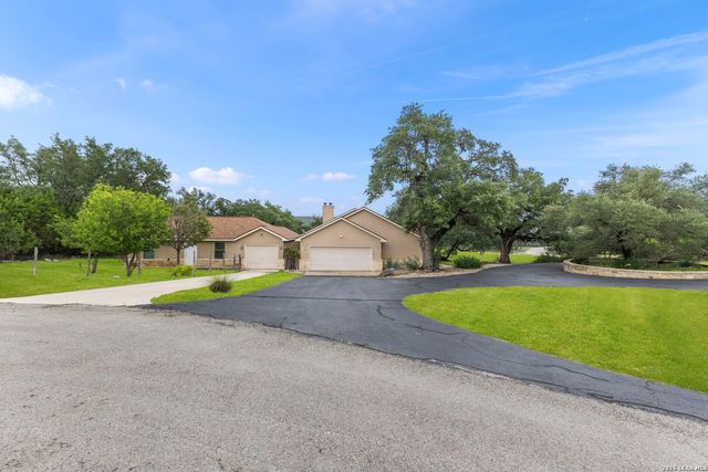 128 Comal Oak, Bulverde, TX 78163