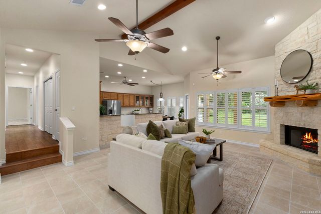 128 Comal Oak, Bulverde, TX 78163