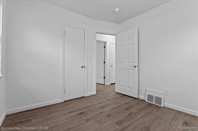 15867 Leona Drive, Redford, MI 48239