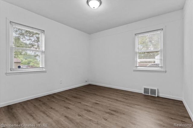 15867 Leona Drive, Redford, MI 48239