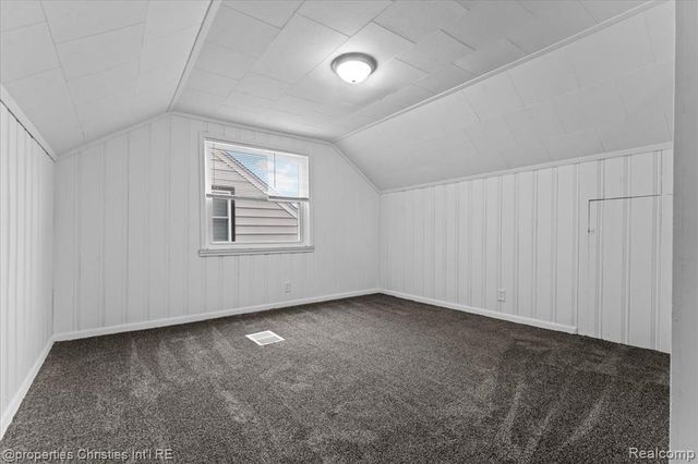 15867 Leona Drive, Redford, MI 48239