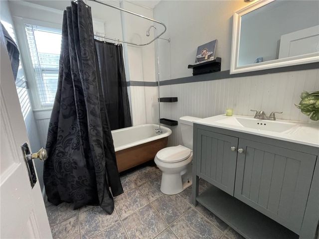 2803 Harrison Street, Kansas City, MO 64109