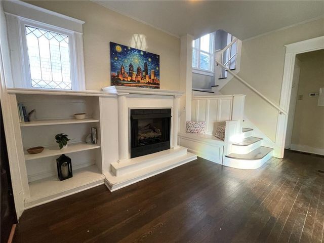 2803 Harrison Street, Kansas City, MO 64109