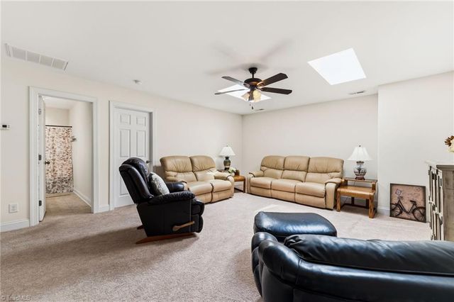 5252 Esher Drive, Walkertown, NC 27051