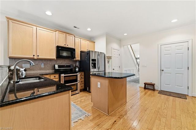 5252 Esher Drive, Walkertown, NC 27051