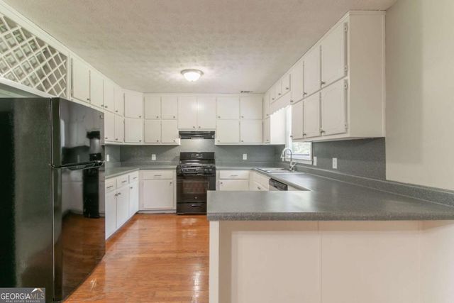 10 Briarcliff Place, Stockbridge, GA 30281