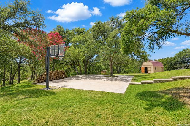 28417 ROYAL ASCOT DR, Fair Oaks Ranch, TX 78015