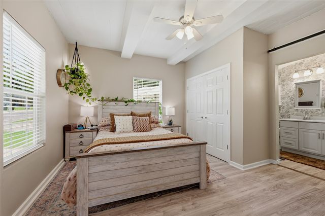 100 Buchanan Street, Whitesboro, TX 76273