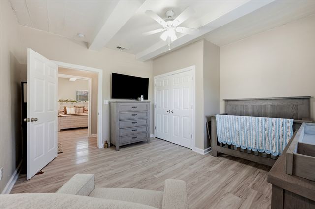 100 Buchanan Street, Whitesboro, TX 76273