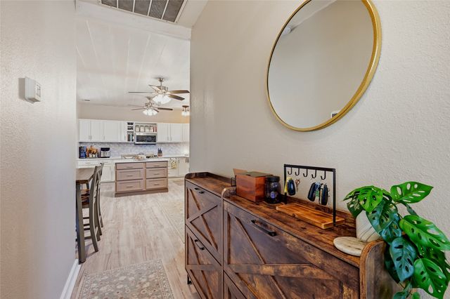 100 Buchanan Street, Whitesboro, TX 76273