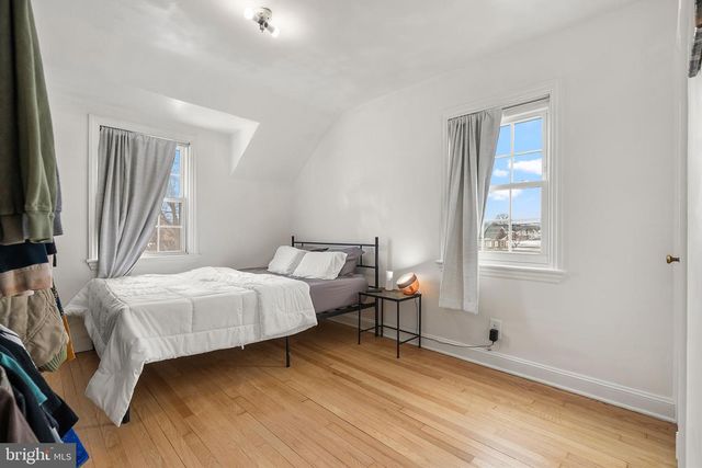 8 GEORGETOWN RD, Penns Grove, NJ 08069