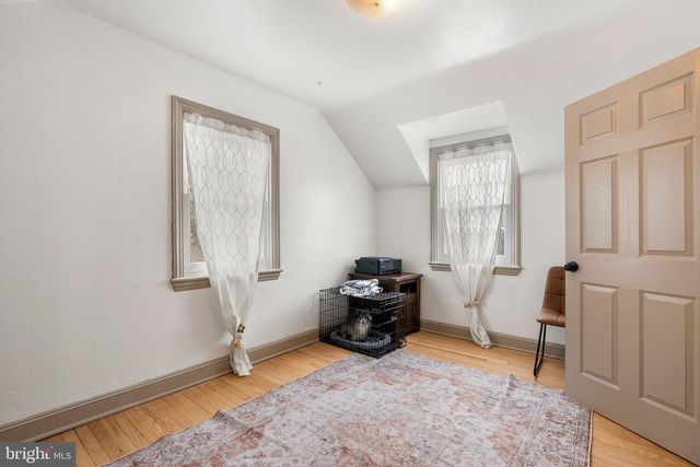 8 GEORGETOWN RD, Penns Grove, NJ 08069