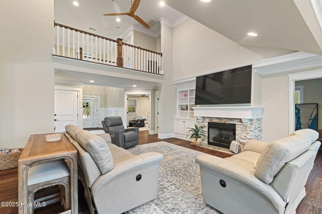 233 Chimney Lane, Wilmington, NC 28409