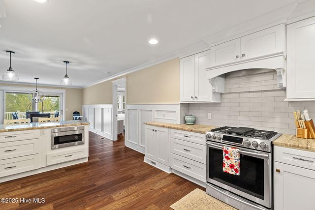 233 Chimney Lane, Wilmington, NC 28409