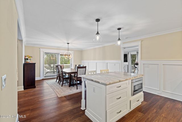 233 Chimney Lane, Wilmington, NC 28409