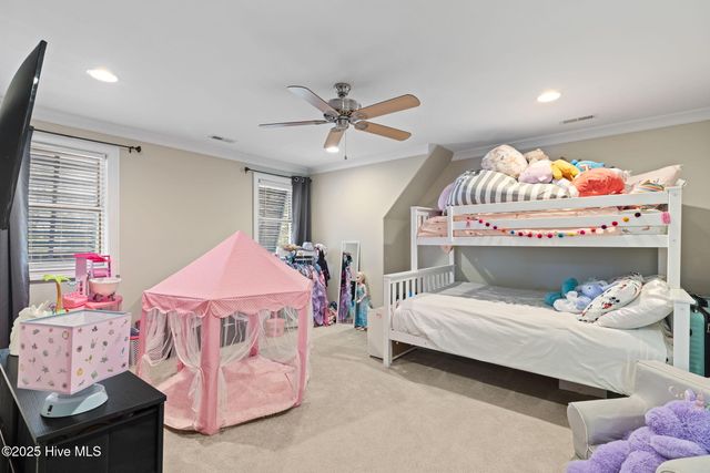 233 Chimney Lane, Wilmington, NC 28409