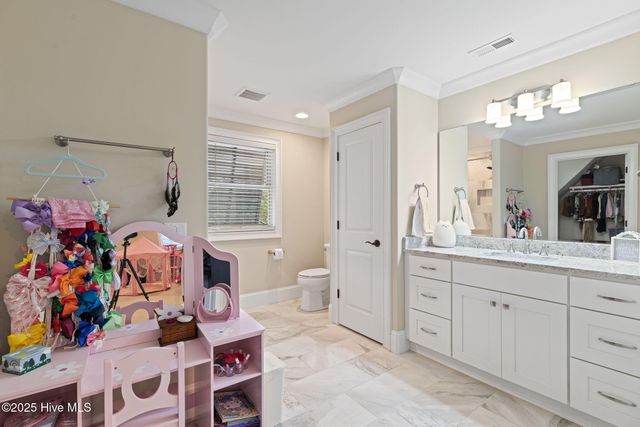 233 Chimney Lane, Wilmington, NC 28409