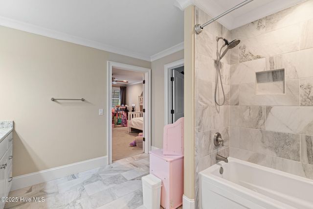 233 Chimney Lane, Wilmington, NC 28409