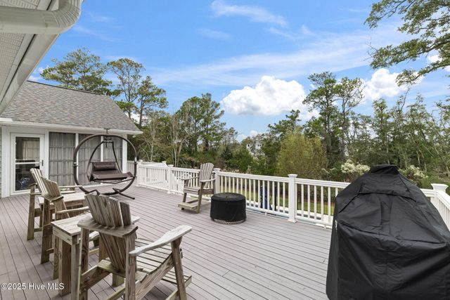 233 Chimney Lane, Wilmington, NC 28409