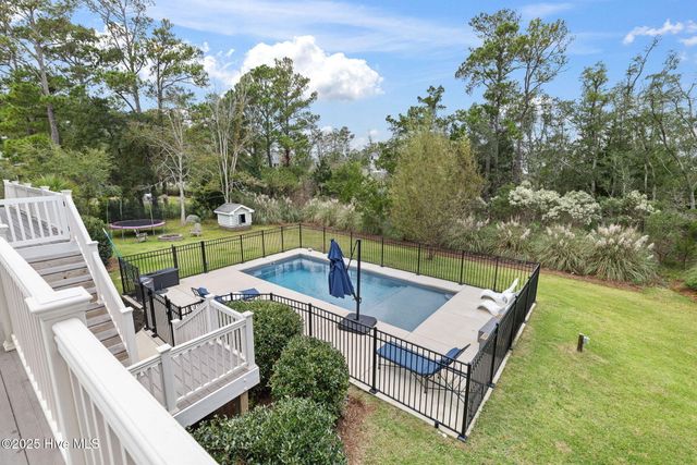 233 Chimney Lane, Wilmington, NC 28409