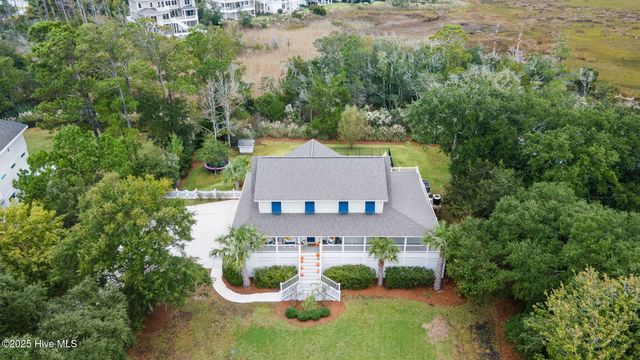 233 Chimney Lane, Wilmington, NC 28409