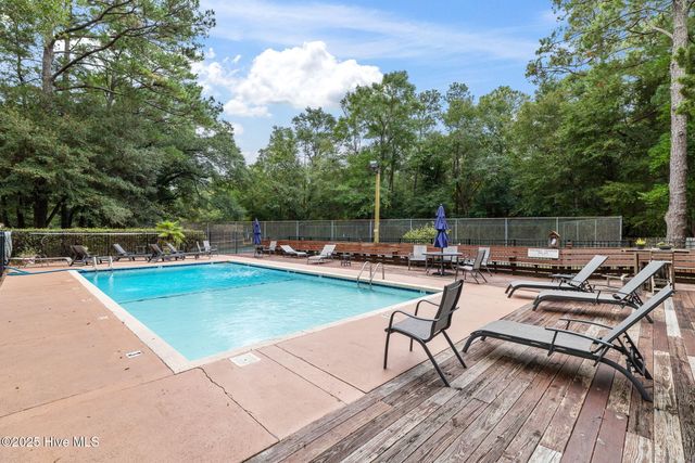 233 Chimney Lane, Wilmington, NC 28409