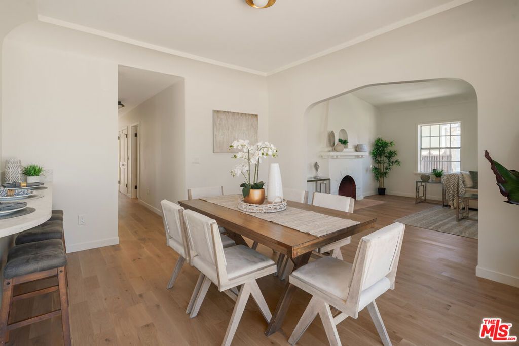 Image 16 of property listing at 1826 W 78th Street, Los Angeles, CA 90047