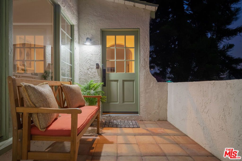 Image 2 of property listing at 1826 W 78th Street, Los Angeles, CA 90047