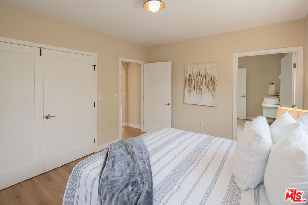 Image 45 of property listing at 1826 W 78th Street, Los Angeles, CA 90047