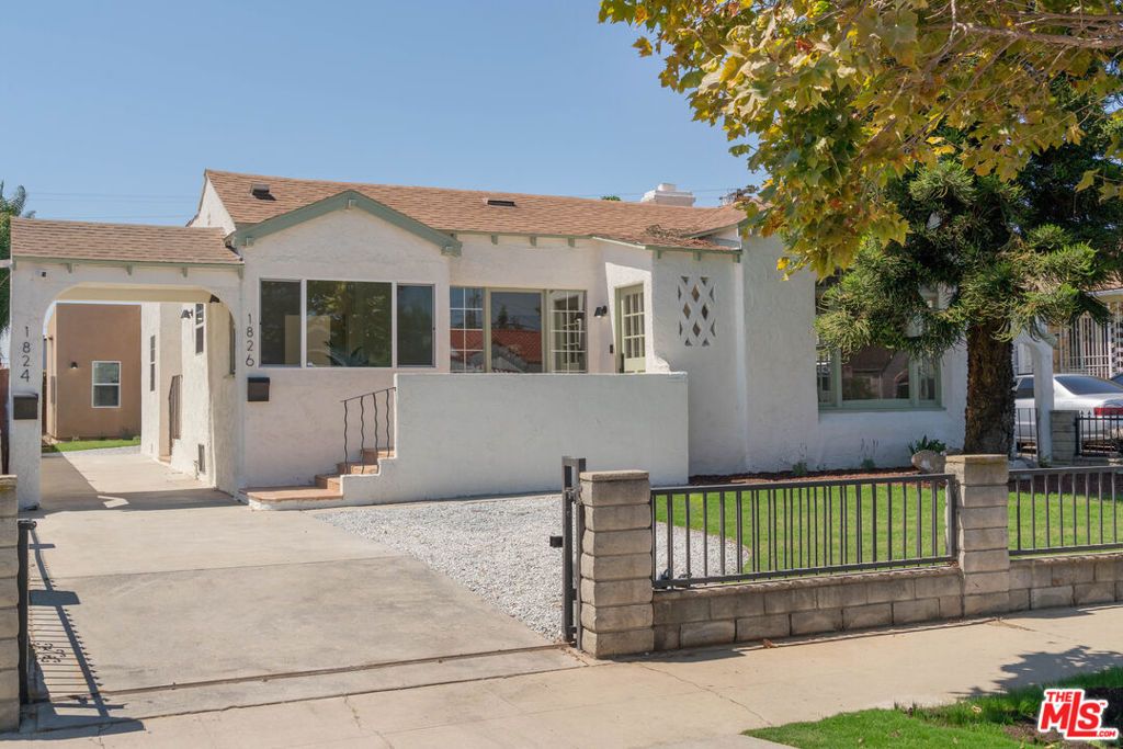 Image 6 of property listing at 1826 W 78th Street, Los Angeles, CA 90047