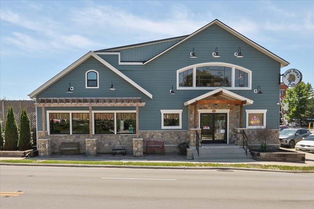 101-103 E Irving Park Road, Roselle, IL 60172 — exterior