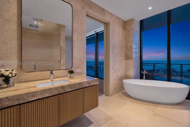 500 Alton PH4701, Miami Beach, FL 33139