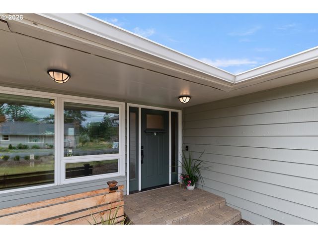 2755 Sw 182ND Ave, Beaverton, OR 97003