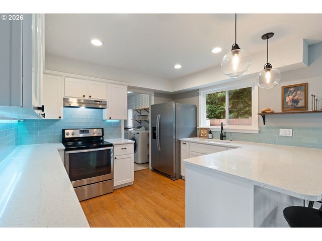 2755 Sw 182ND Ave, Beaverton, OR 97003