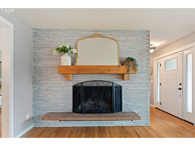 2755 Sw 182ND Ave, Beaverton, OR 97003