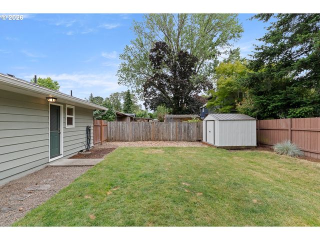2755 Sw 182ND Ave, Beaverton, OR 97003