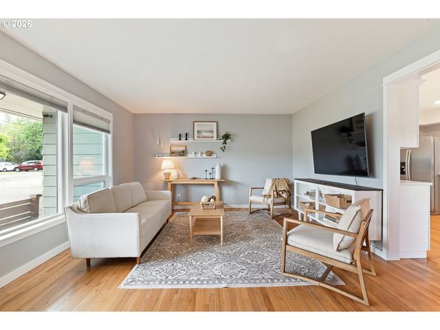 2755 Sw 182ND Ave, Beaverton, OR 97003