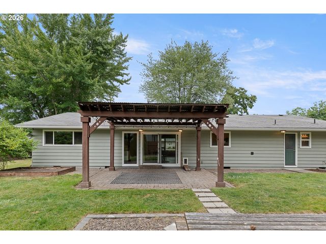 2755 Sw 182ND Ave, Beaverton, OR 97003