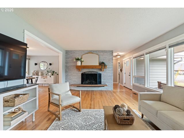2755 Sw 182ND Ave, Beaverton, OR 97003
