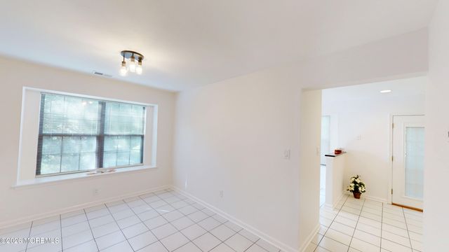 1 Amherst Court 1, Freehold, NJ 07728