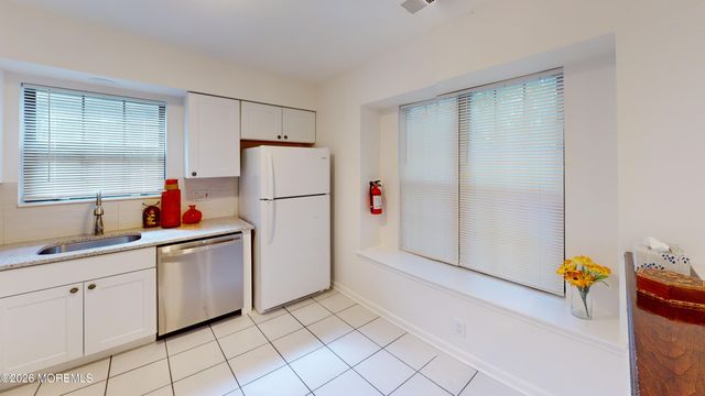 1 Amherst Court 1, Freehold, NJ 07728
