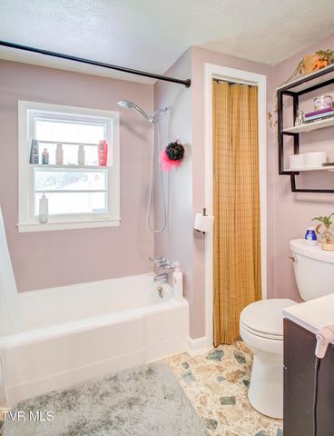 865 Shelleys Road, Bristol, VA 24202
