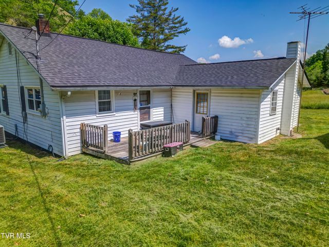 865 Shelleys Road, Bristol, VA 24202