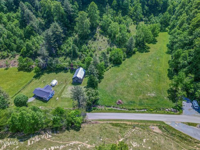 865 Shelleys Road, Bristol, VA 24202